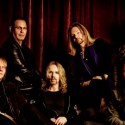 Julie talked with Ricky Phillips, bass guitarist from Styx!